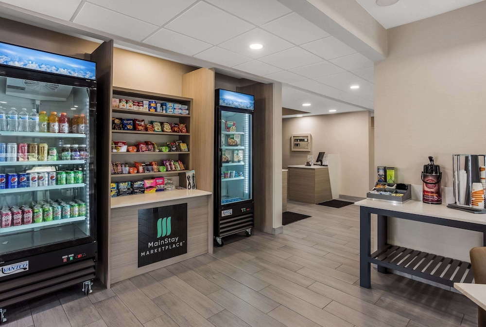 MainStay Suites Bourbonnais Kankakee - photo 29