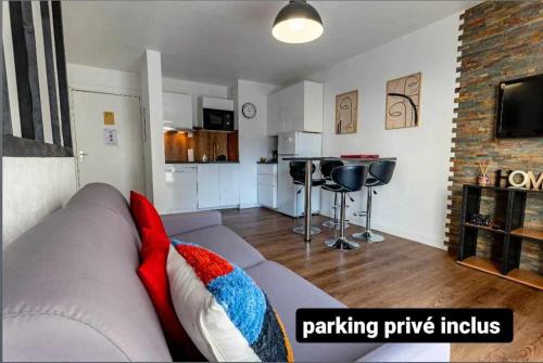 Les Conviviales Quartier Theatre Gare in Sete, France