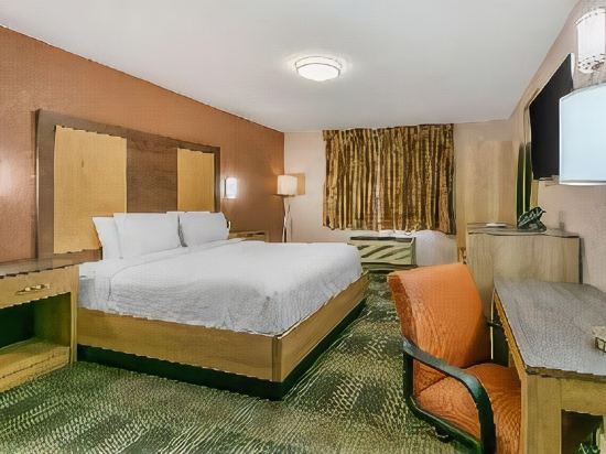 Rodeway Inn 1199 Linden Avenue - photo 6