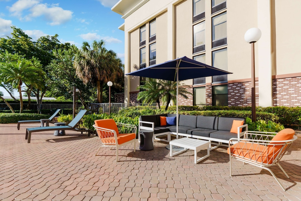 Hampton Inn Ft. Lauderdale Cypress Creek - photo 30