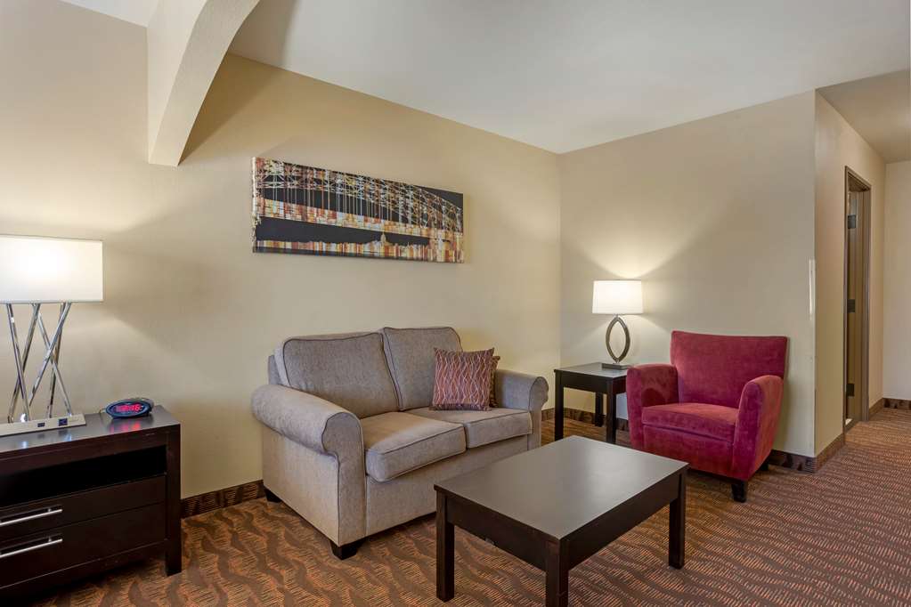 Best Western Plus Capital Inn - photo 14