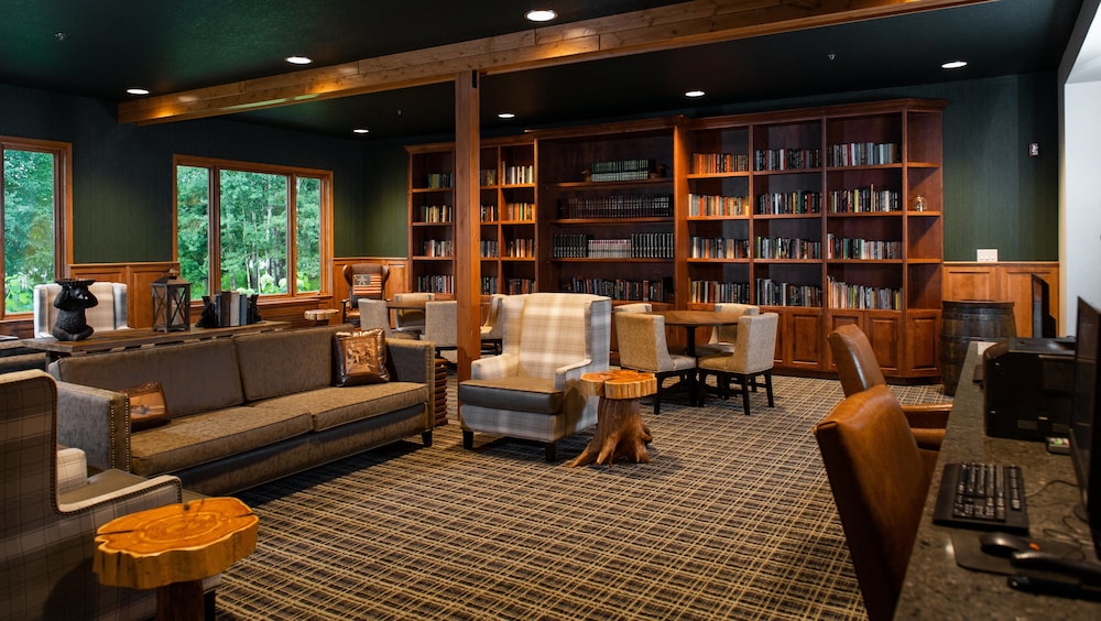 Holiday Inn Express & Suites Hayward by IHG - photo 43