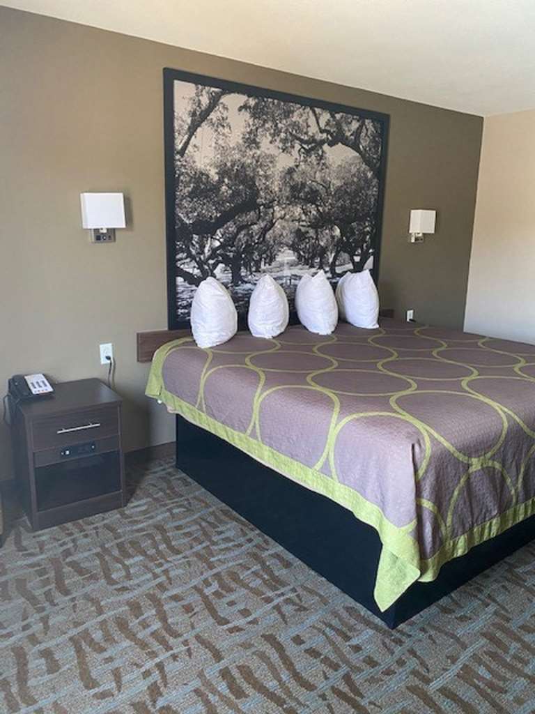 SureStay Hotel by Best Western Alexandria - photo 15