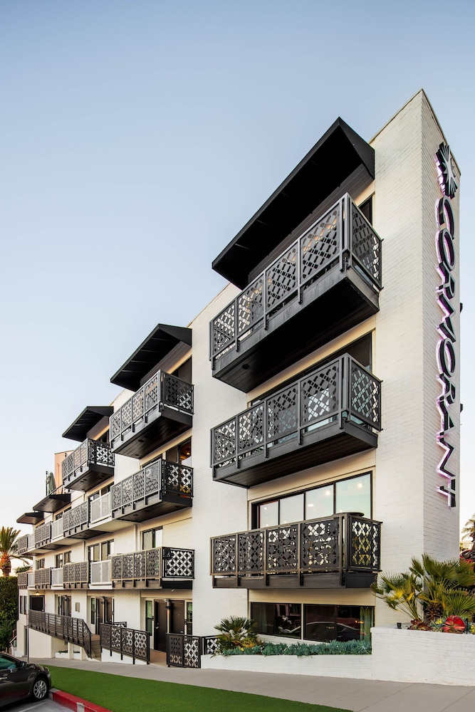Cormorant Boutique Hotel - photo 41