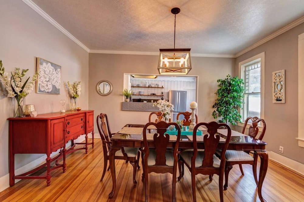 Avenue Hotel Bed & Breakfast - photo 47