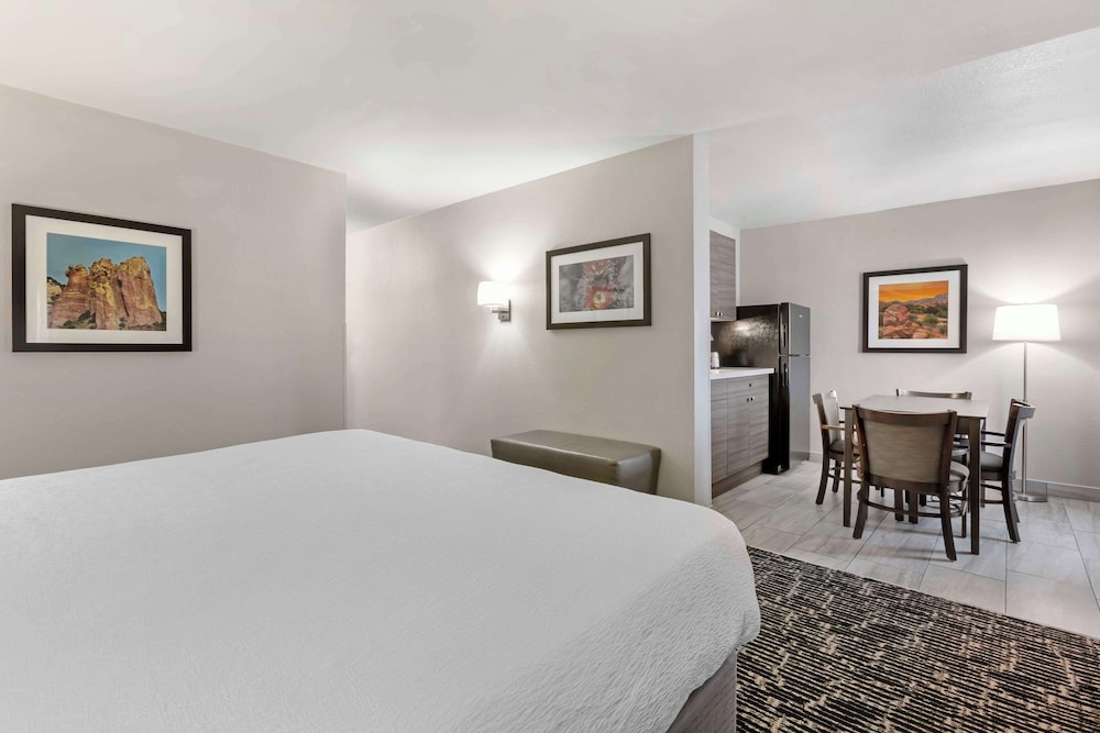 Best Western Plus Sun Canyon - photo 7