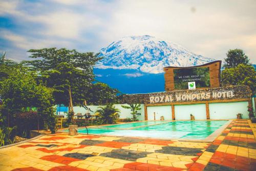 Royal Wonders Hotel in Moshi, Tanzania