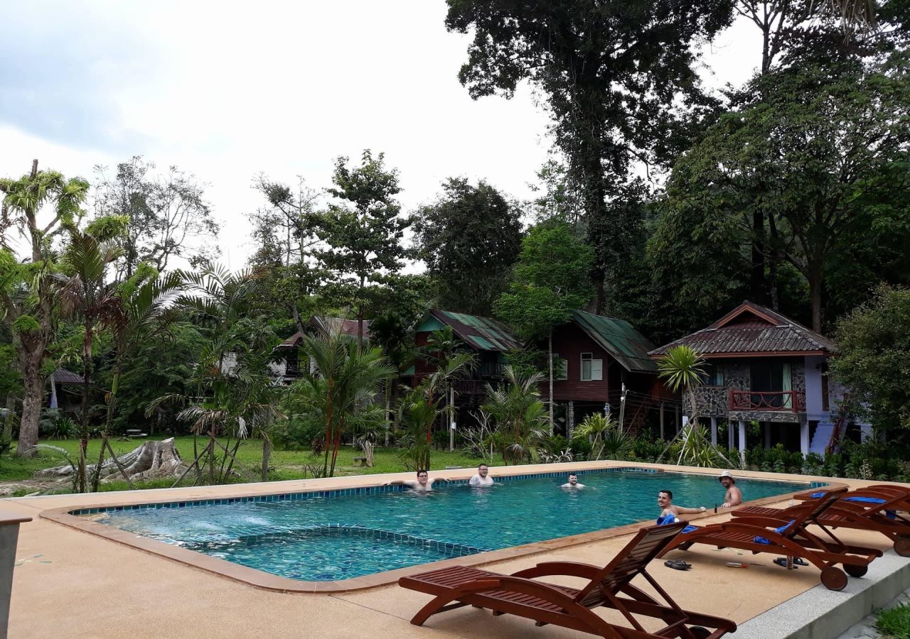 Tree Tops River Huts - carbon neutral hotel in Surat Thani
