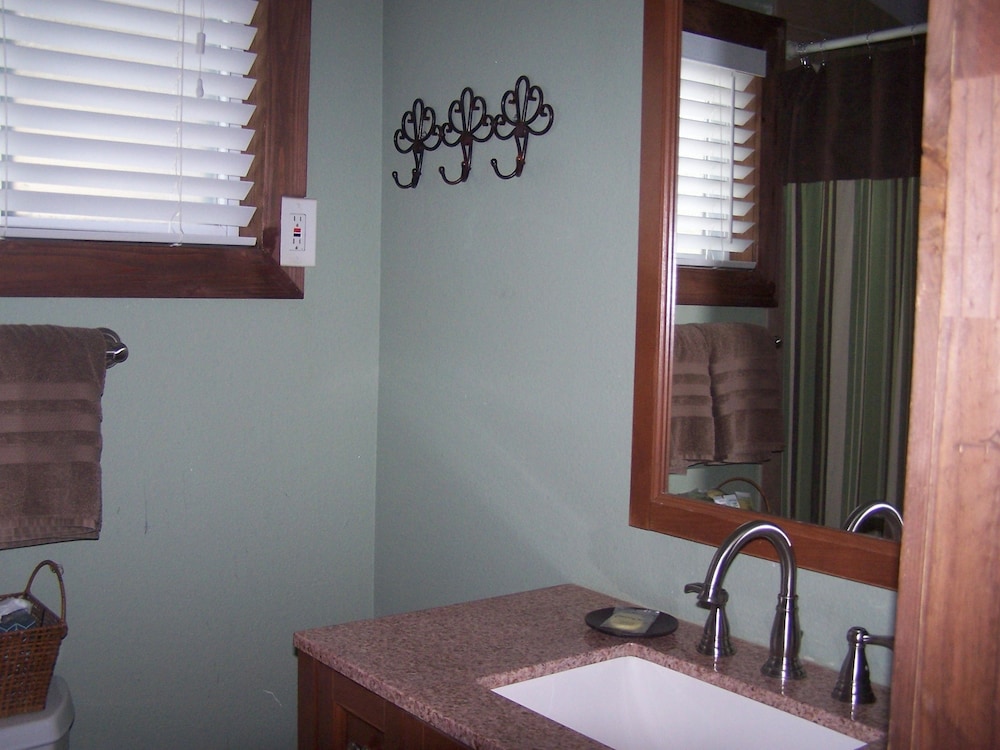 Blanco County Inn - photo 62