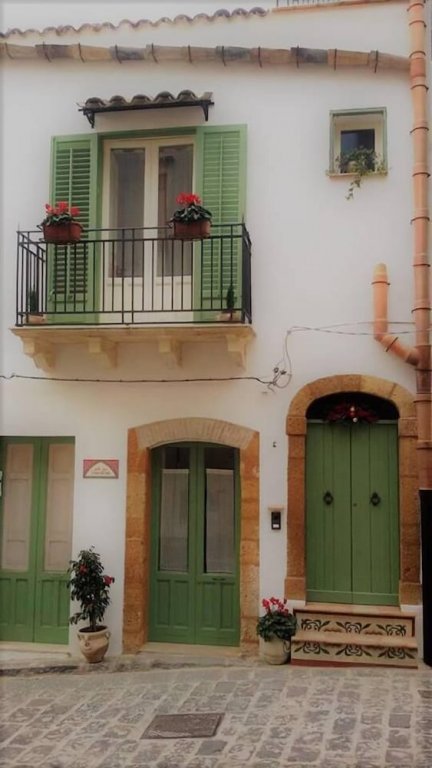Le Stanze Dell'Emiro - last minute hotel in Unknown City