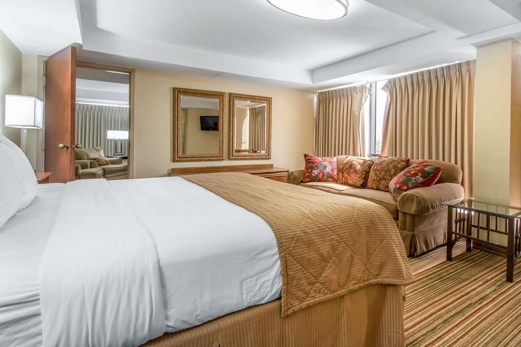 Ramada by Wyndham Tulsa Broken Arrow - photo 20