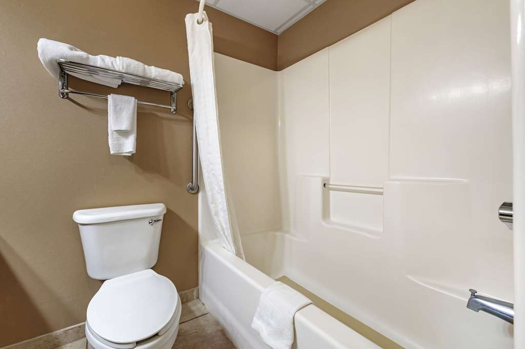 Comfort Inn Albert Lea at Trails Travel Center - photo 35