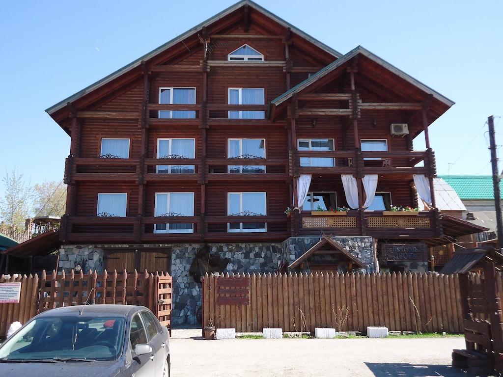 Petrov Dvor Hotel in Novosibirsk, Russia