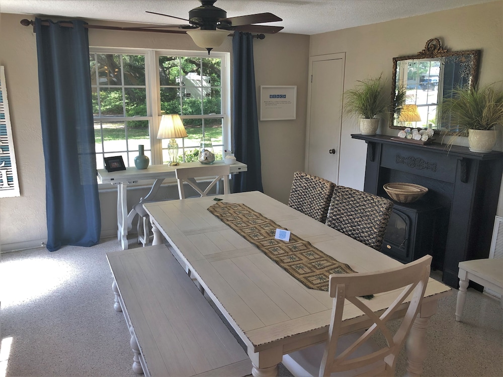 Kisses Cottage Home - photo 15