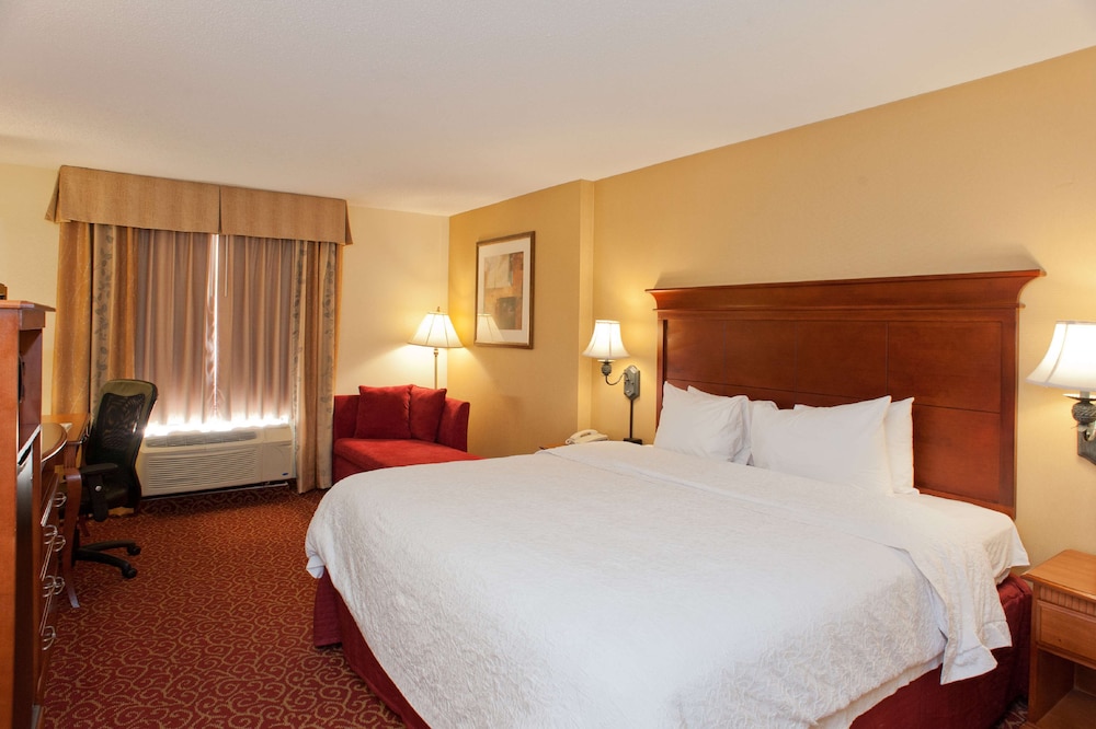 Hampton Inn & Suites McComb - photo 20