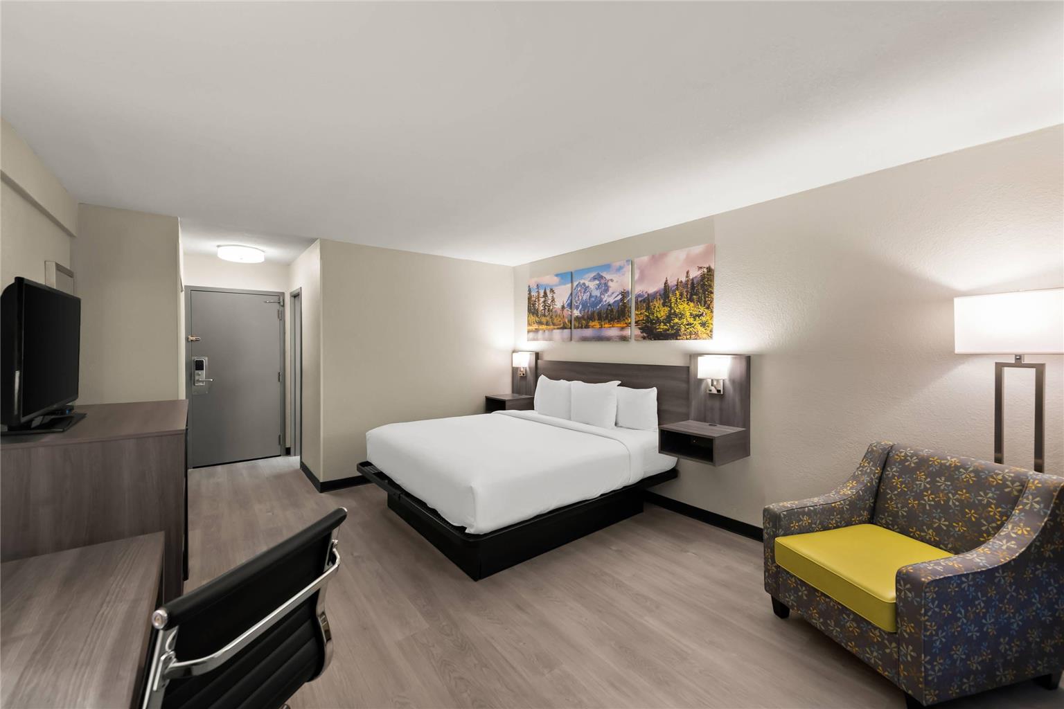 Clarion Pointe Rhinelander Downtown - photo 26