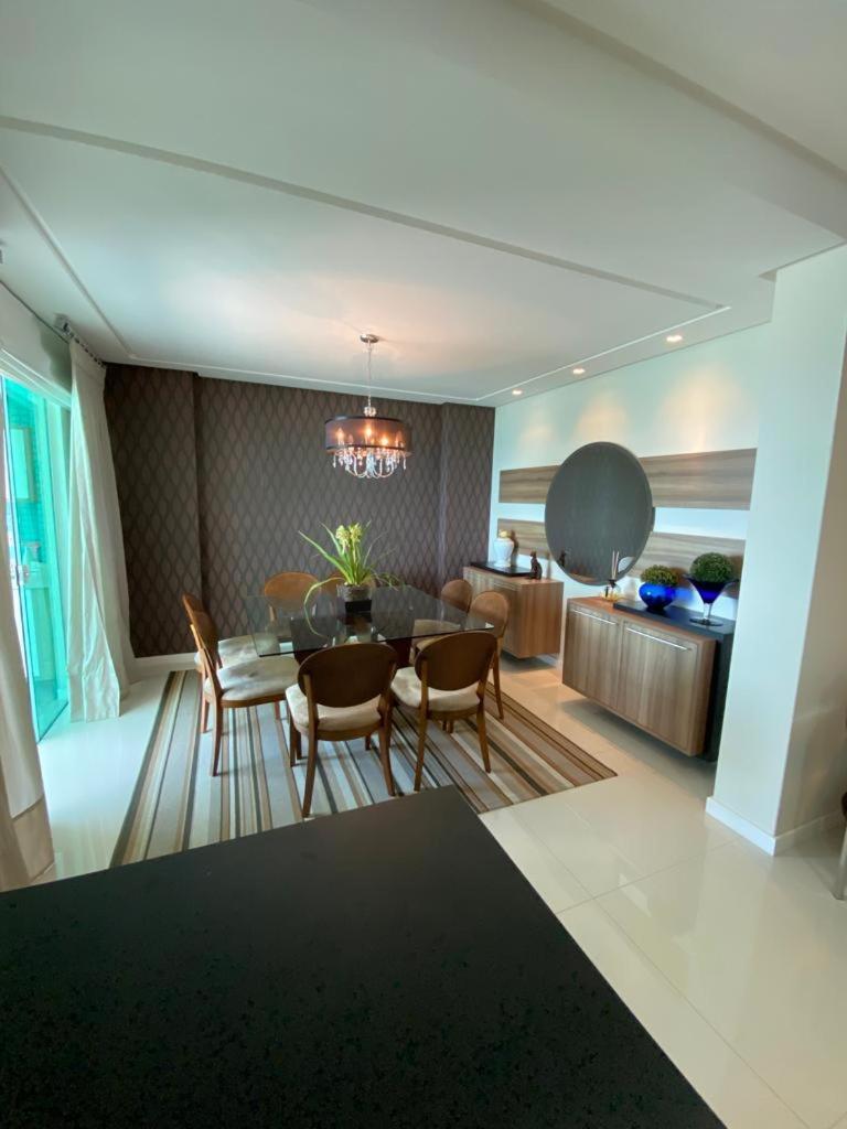 Frente Mar 3 Suites 2 Vagas