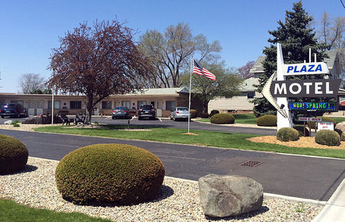 The Plaza Motel - photo 23