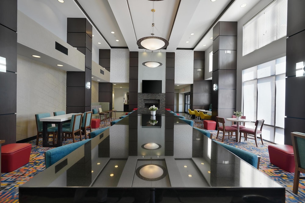 Hampton Inn & Suites Tulsa Tulsa Hills - photo 3