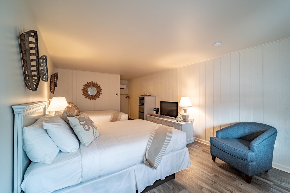 Ocean Glass Inn - photo 31