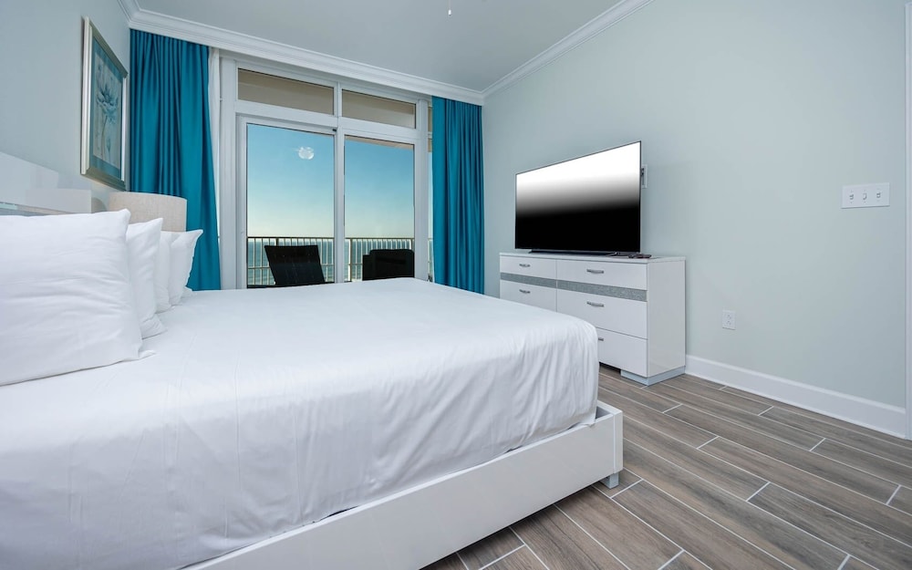 Phoenix Gulf Towers 905 4 Bedroom Condo - photo 6
