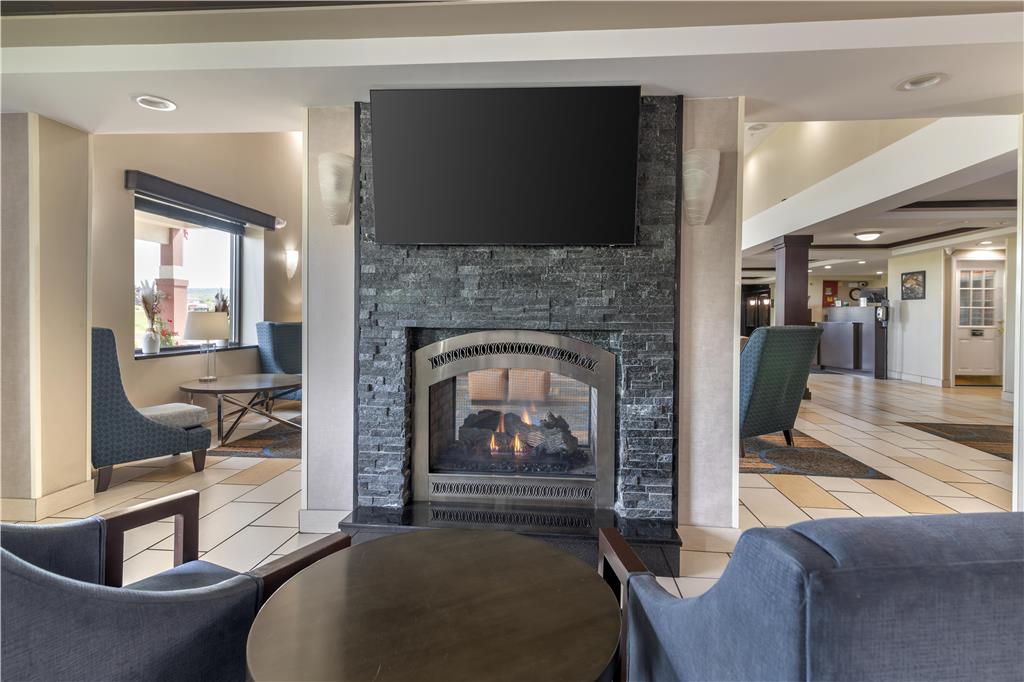 Best Western Plus Keene Hotel - photo 14