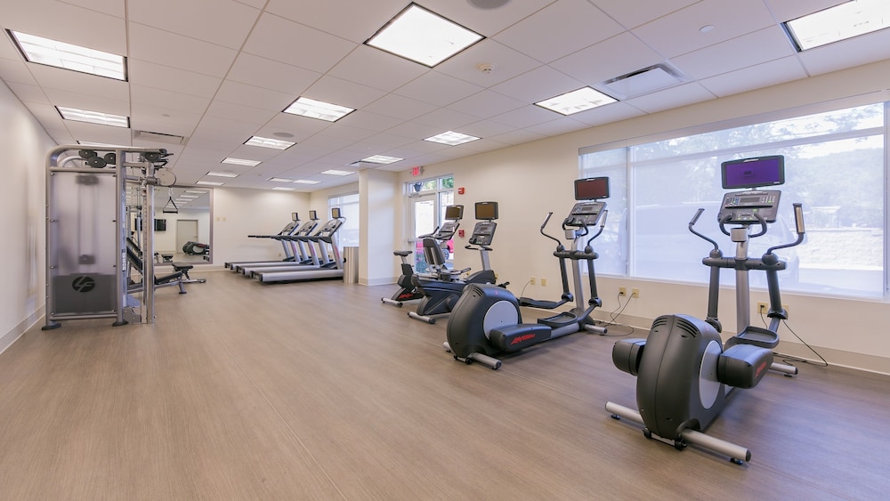 Holiday Inn Express Gatlinburg Downtown by IHG - photo 46