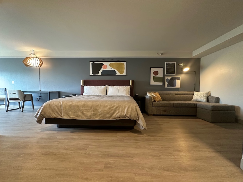 Atwell Suites Austin Airport by IHG - photo 34