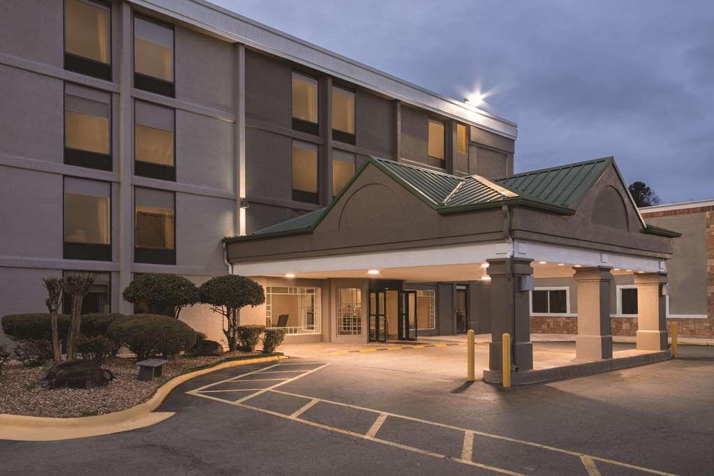 Country Inn & Suites by Radisson North Little Rock AR - featured photo