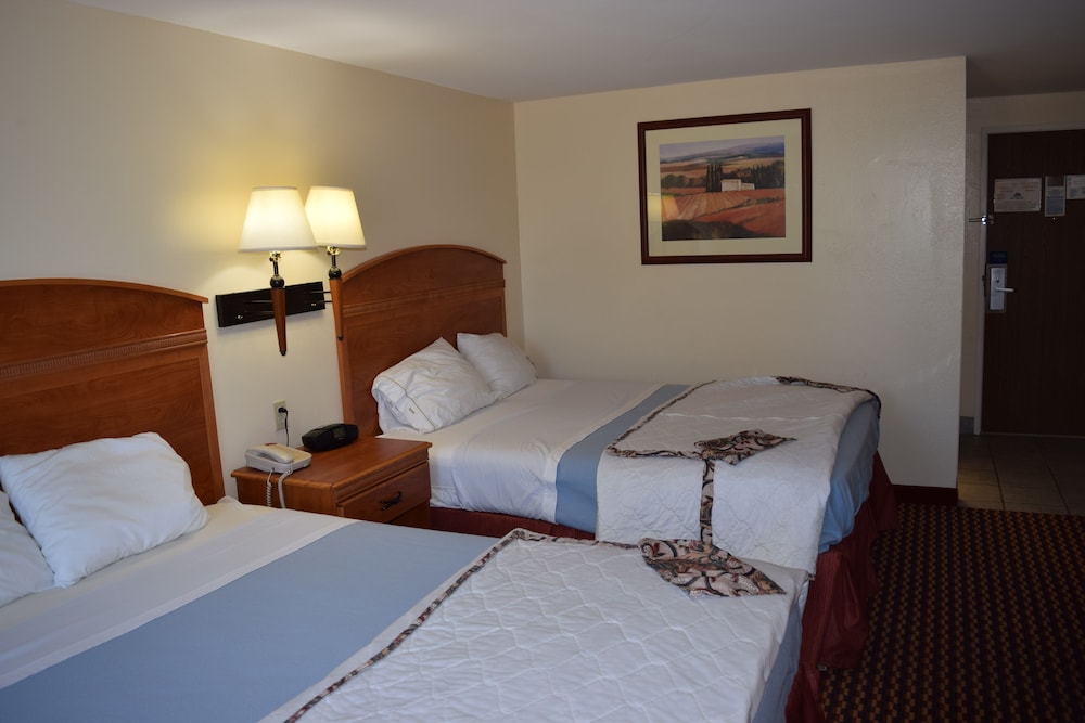 Americas Best Value Inn Jefferson City - photo 18