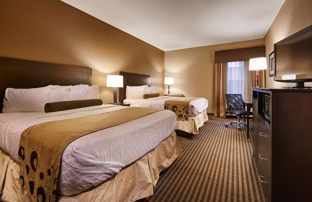 Best Western Plus Mishawaka Inn - photo 10