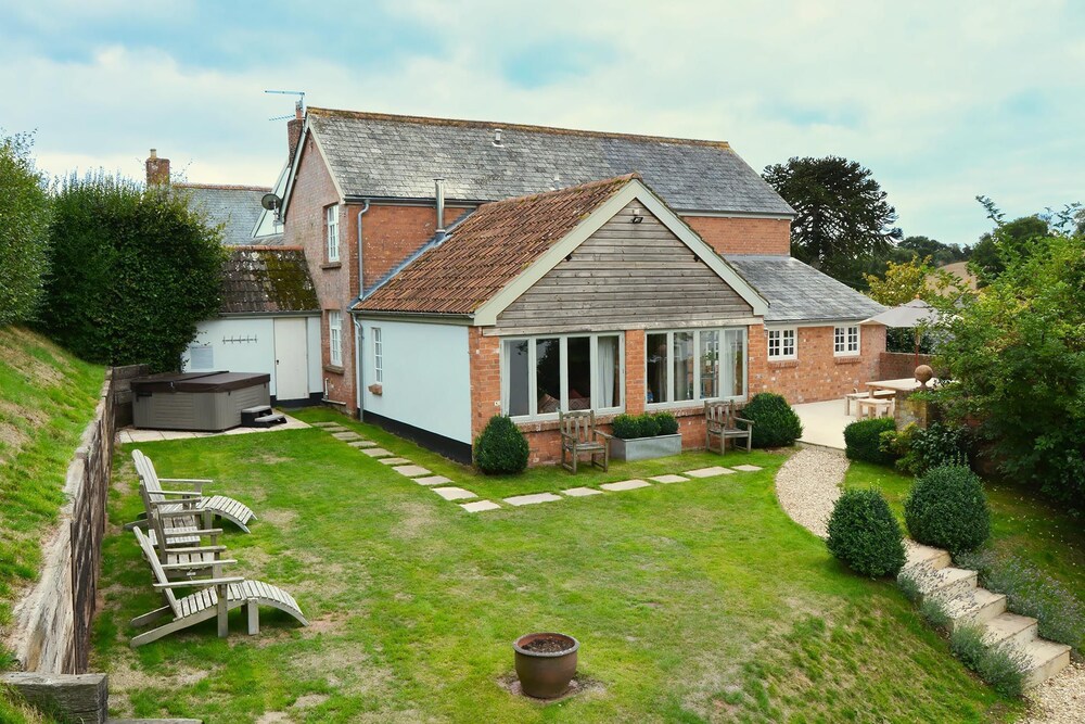 Apple Mill — 5-Star Luxury Hotel in Ottery St Mary, United Kingdom