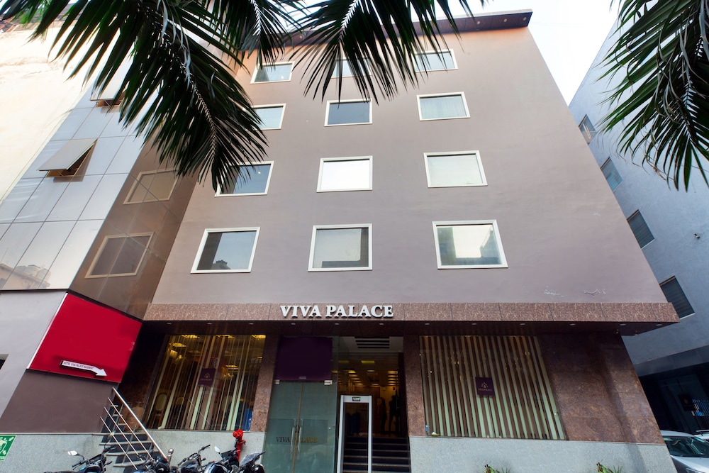 Opo Viva Palace — 4-Star Luxury Hotel in New Delhi, India