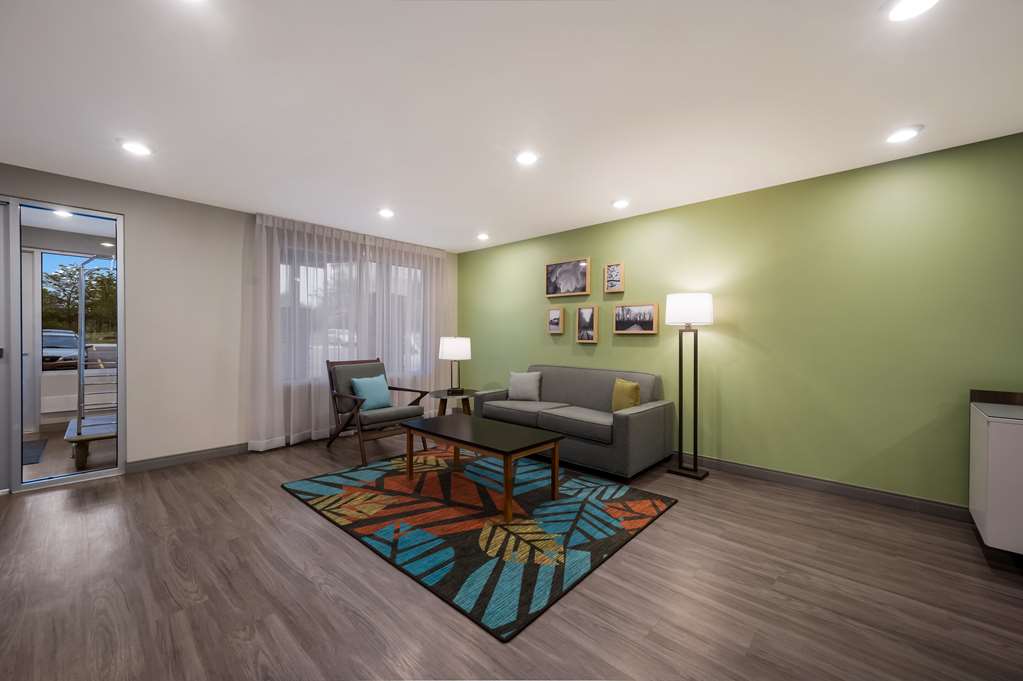 WoodSpring Suites Wixom Novi - photo 5