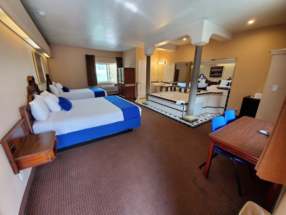Colony Inn - photo 25