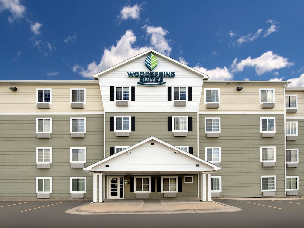 WoodSpring Suites Council Bluffs - photo 36