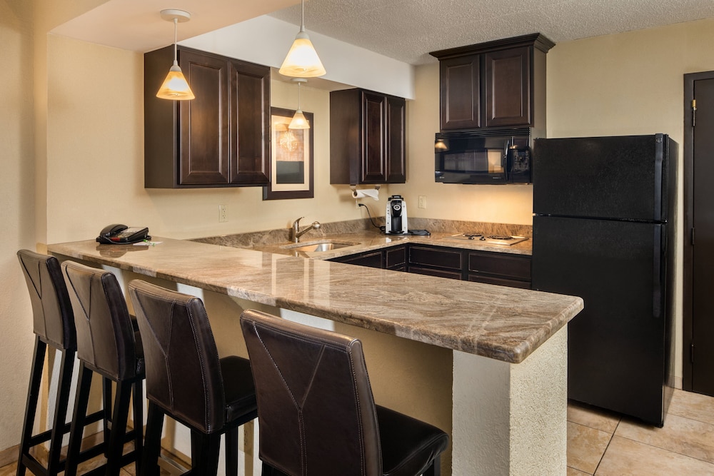 Holiday Inn Hotel & Suites Charleston West by IHG - photo 24