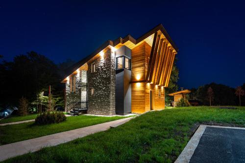 Vila Gospavino Guvno — 4-Star Luxury Hotel in Zabljak, Montenegro