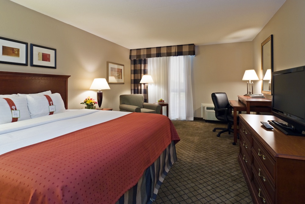 Holiday Inn Hotel & Suites Cincinnati Eastgate by IHG - photo 7
