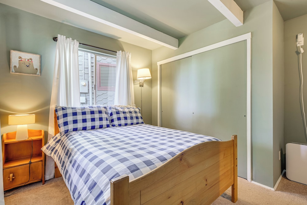Lake Arrowhead Retreat By Snow Valley Mtn Resort - photo 17