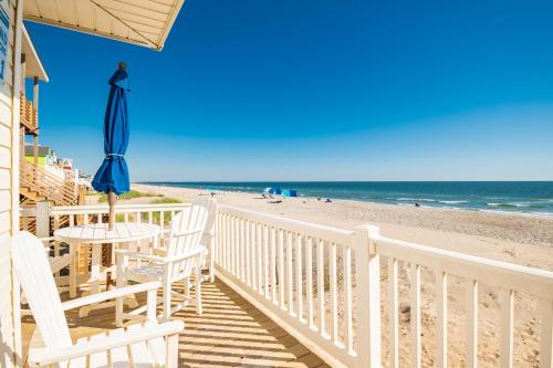 Lisa Lu by Oak Island Accommodations - photo 2