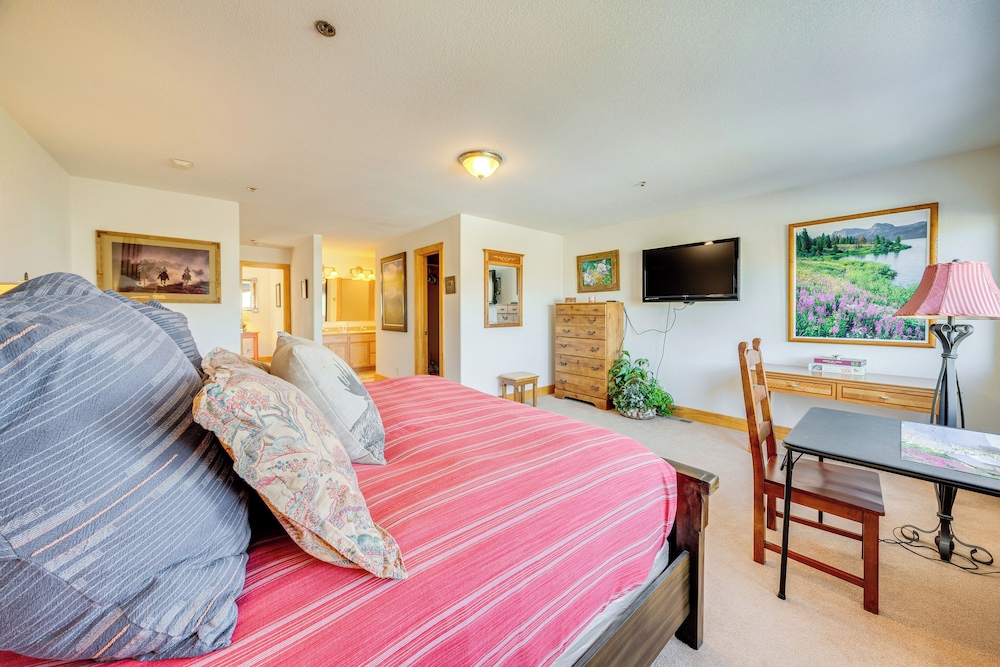 6 Mi to Keystone Resort Dillon Condo with Balcony - photo 13