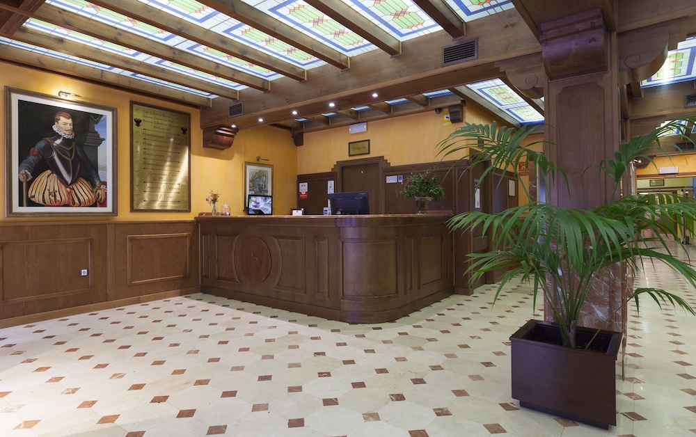 Hotel Agora Juan de Austria — 4-Star Luxury Hotel in Madrid, Spain