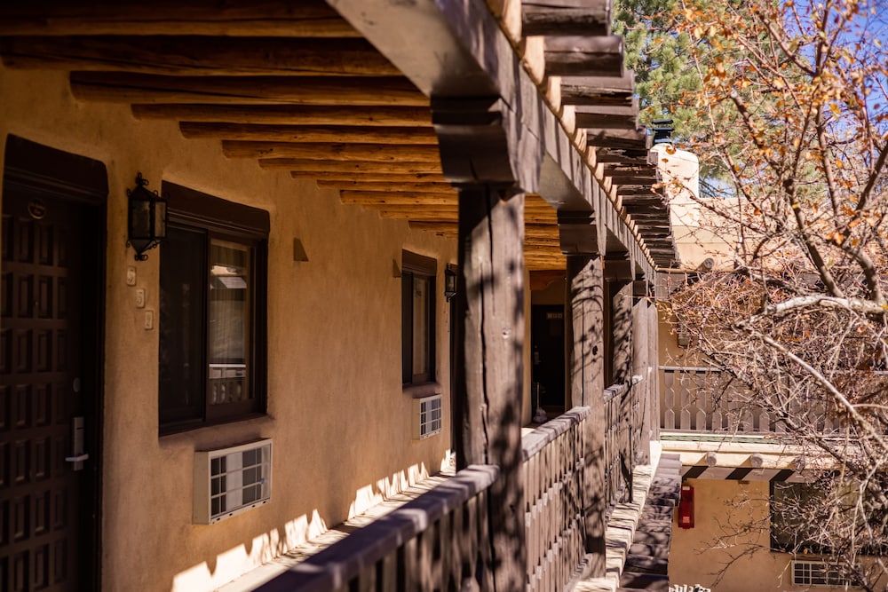 Sagebrush Inn & Suites - photo 53