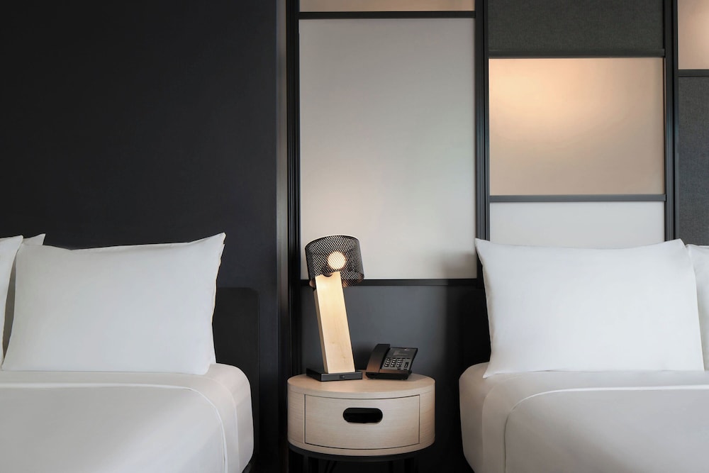 Aloft Houston Shenandoah - photo 3