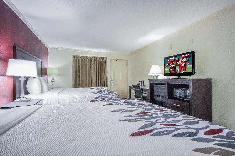 Red Roof Inn Forrest City - photo 20