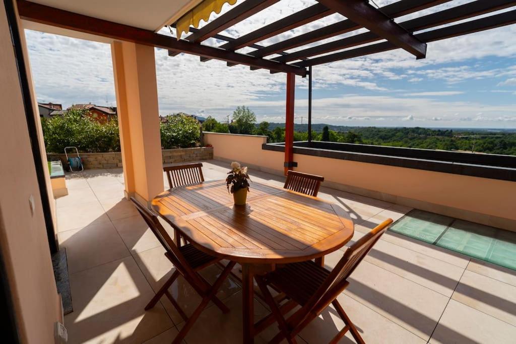 Belvedere a Monte in Rovagnate, Italy