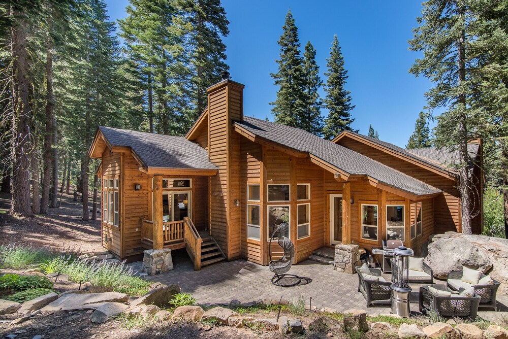 Wooded Luxury at Tahoe Donner - photo 28