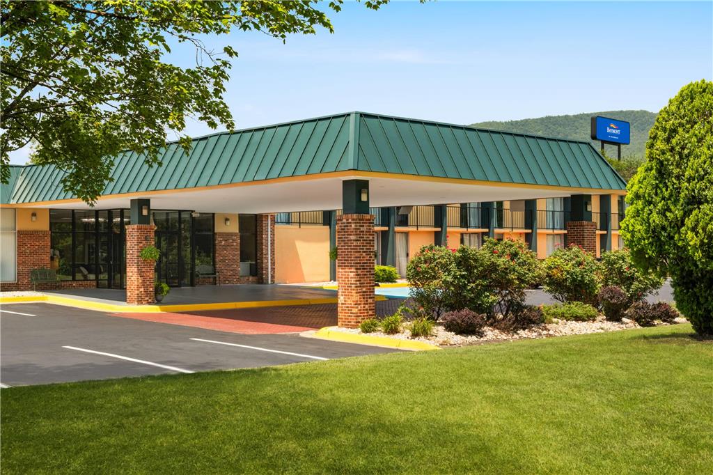 Baymont by Wyndham Salem Roanoke Area - photo 2