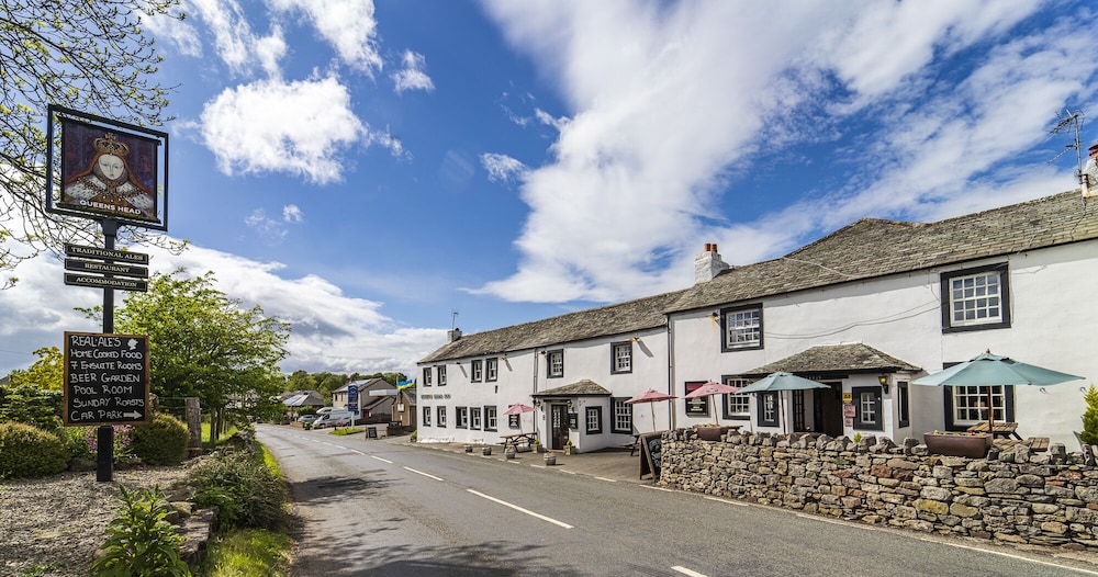 Queens Head Inn - carbon neutral hotel in Penrith